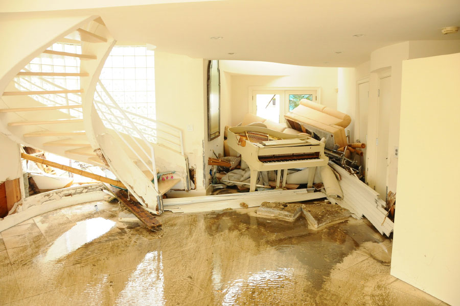5 Important Steps to Take After a House Flood