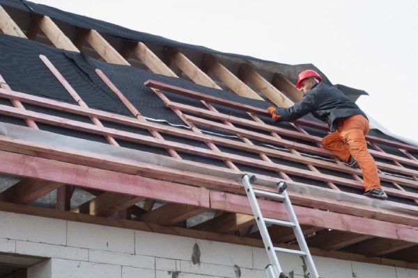 Signs You Need Commercial Roof Replacement